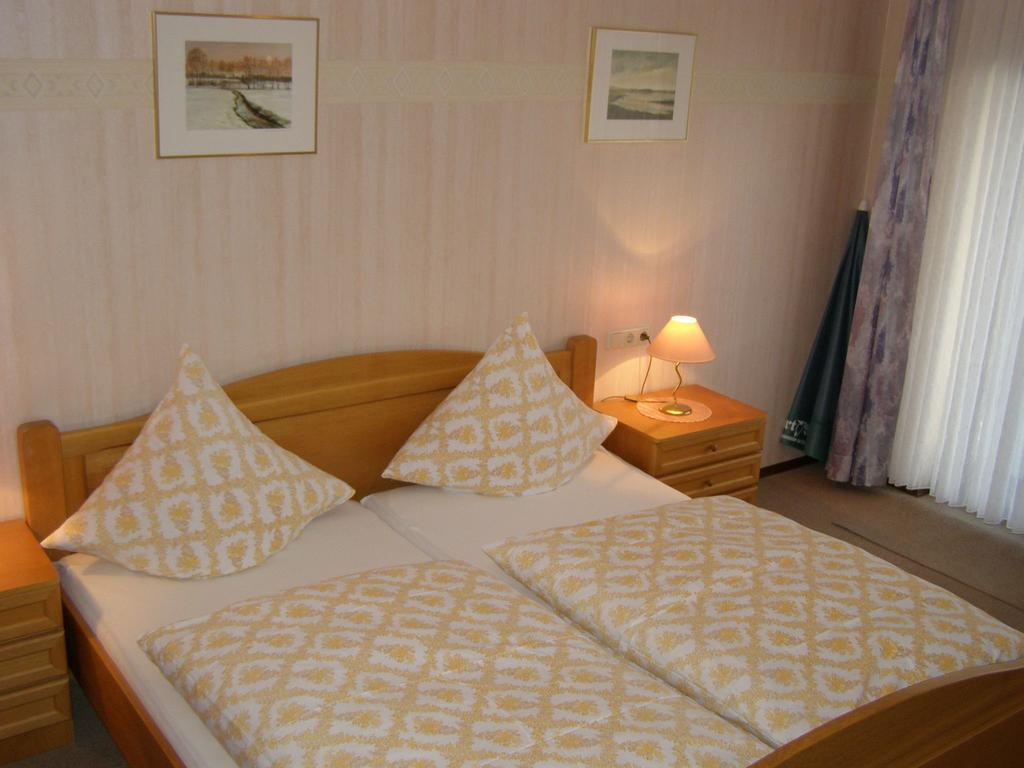 Gaestehaus Cornelia Wildensee Ruang foto